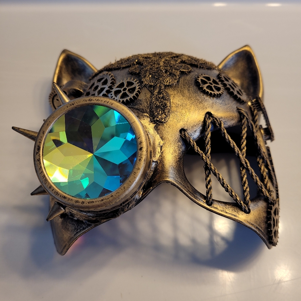 Cat Steampunk Mask Antiqued Gold-tone Lace, Spikes, & Gears Rainbow Kaleidescope - Picture 4 of 16